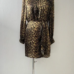 THE KOOPLES Robe Courte Léopard - Coupe Évasée, Manches Longues