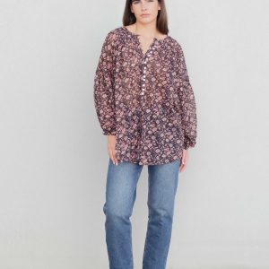 Blouse semi-transparente manches longues