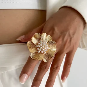 Bague Fleur Dorée Sculptée
