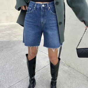 Le Bermuda En Denim Confort Optimal Et Style Moderne Tendance