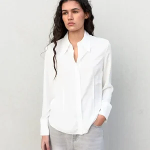 Chemise blanche col large ajustée pinces