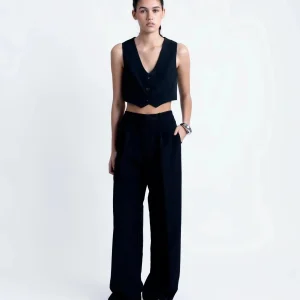 Pantalon noir fluide à pinces