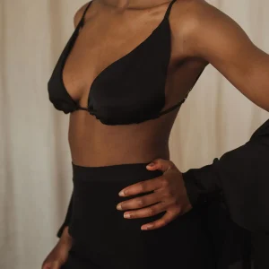 Haut Noir Triangle en Soie