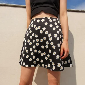 Jupe Fleurie  Marguerite Coréenne Noire