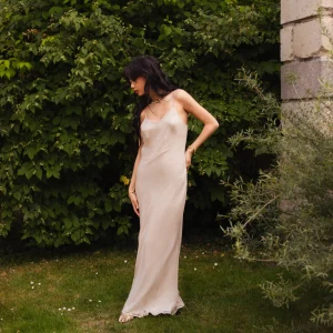 Robe Longue Beige en Soie