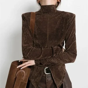 Le Top Col Montant en Velours Doré Chic, Confort et Élégance