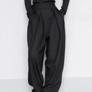 Le Pantalon Large Femme Coupe Ample & Style Chic