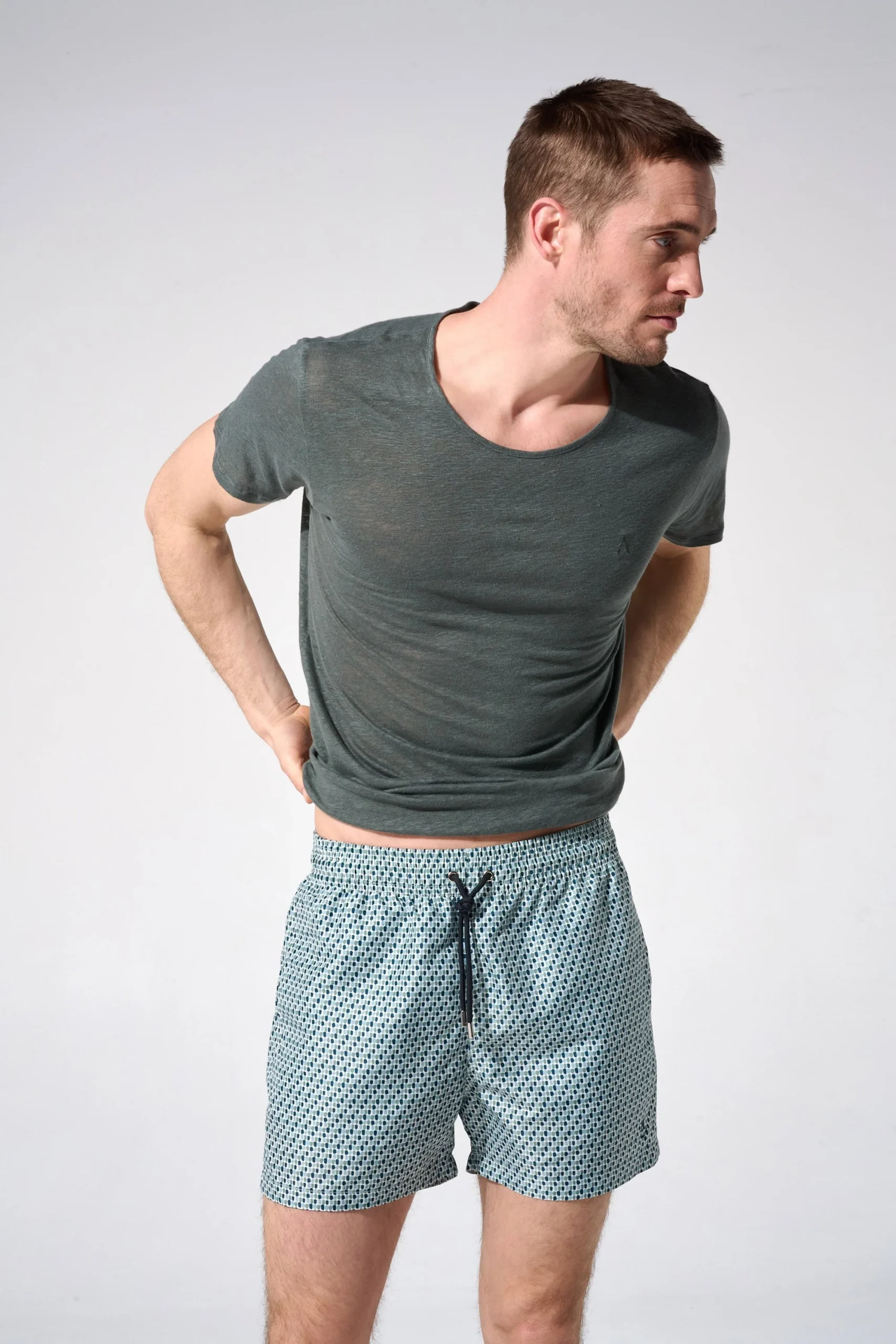 Tshirt en lin vert – Image 4