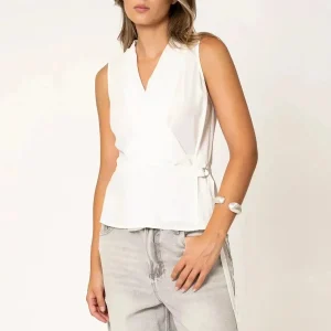 Haut Blanc Femme Croisé Sans Manches Avec Ceinture Ajustable, Chic Et Polyvalent